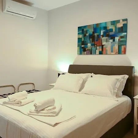 Hospitality Ii - St Nicholas - With Free Parking Apartment *