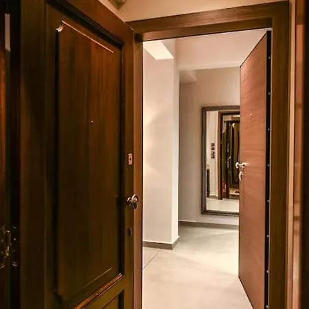 Hospitality Ii - St Nicholas - With Free Parking *